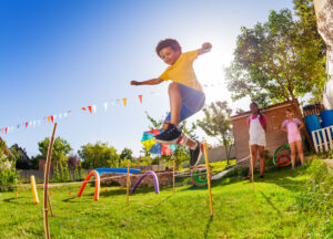 Read more about the article 5 Fun Fitness Activities to Do with Your Kids at Home
